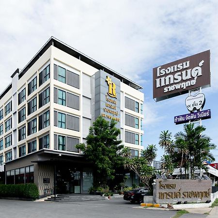 Grand Ratchapruek Hotel Pak Kret Exterior foto