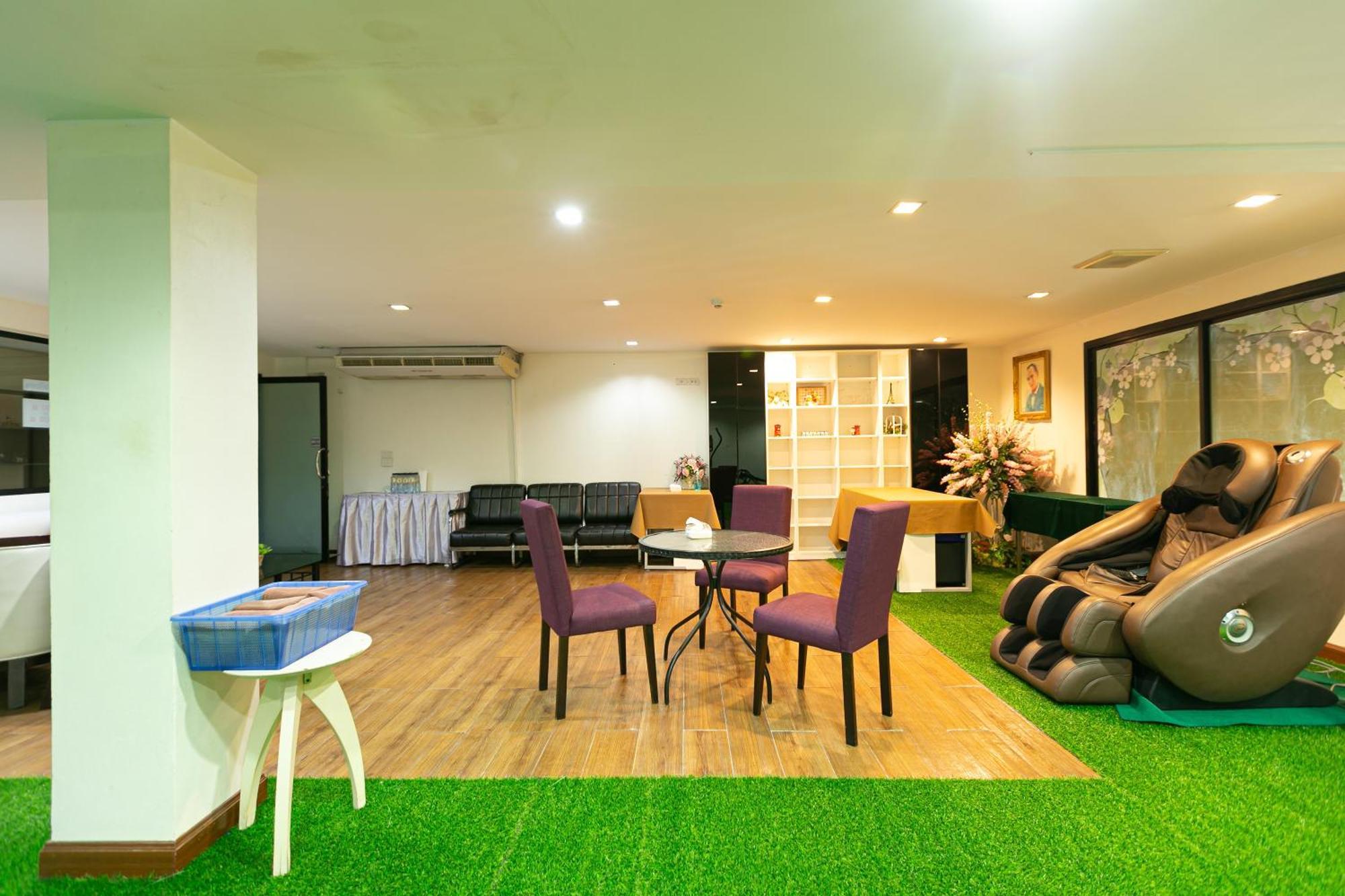 Grand Ratchapruek Hotel Pak Kret Exterior foto