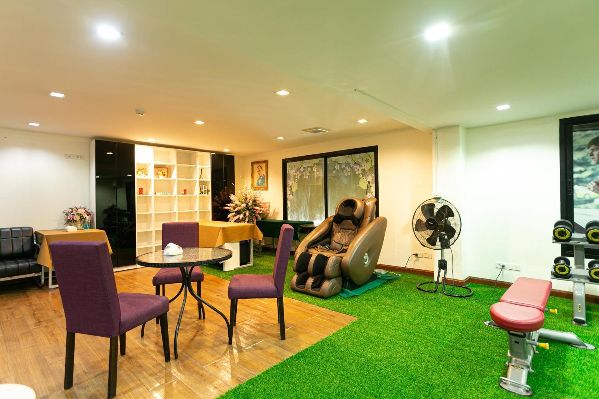 Grand Ratchapruek Hotel Pak Kret Exterior foto