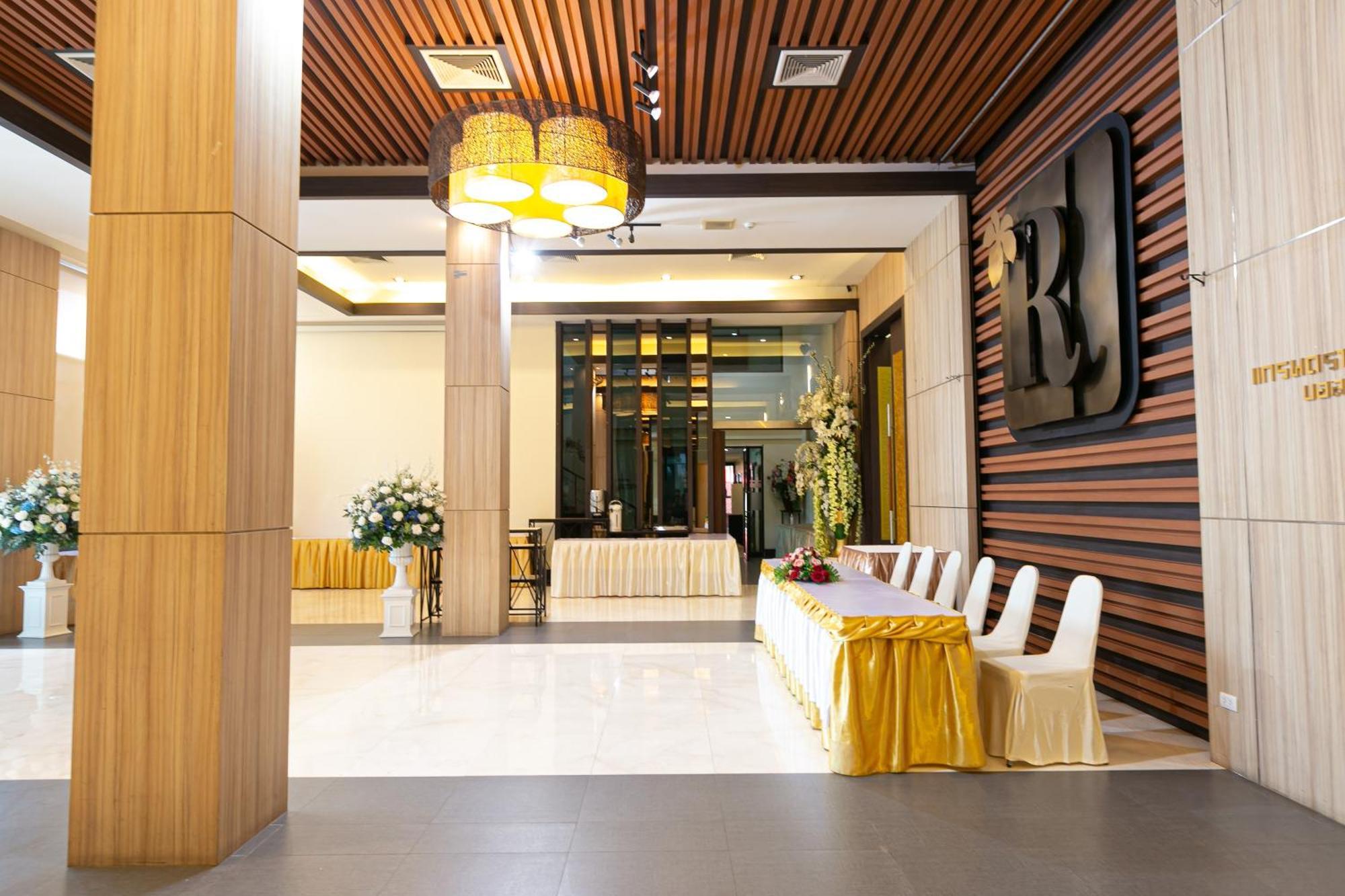 Grand Ratchapruek Hotel Pak Kret Exterior foto